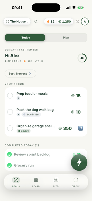 DonePoints' Focus tab: today's tasks, points, and streak